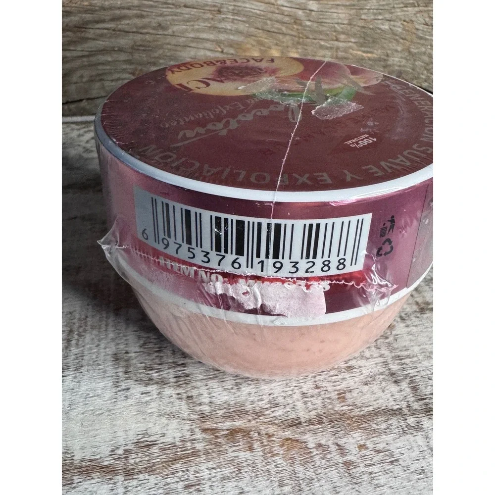 Meike Glamour Melocoton Face + Body Scrub | Peach | Full Size SEALED | MSRP $18